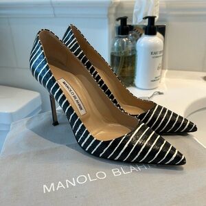 Manolo Blahnik Pump